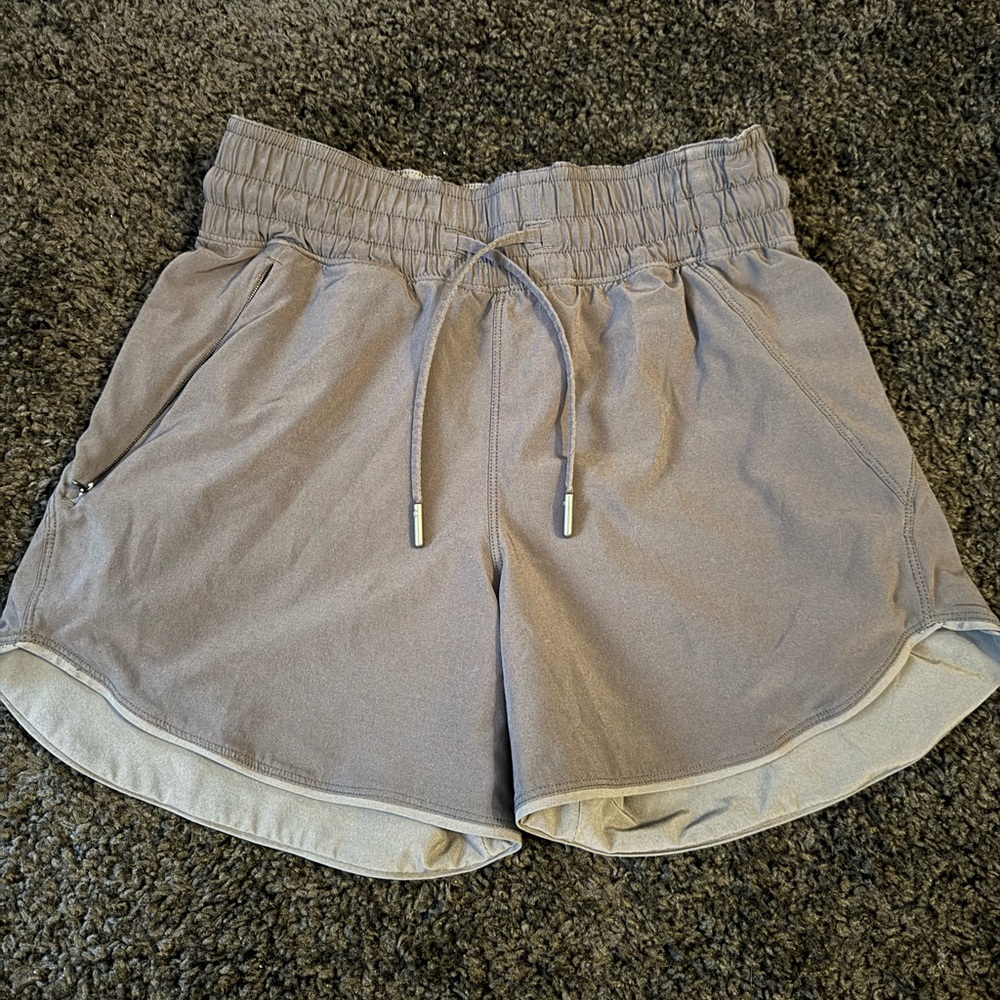 Lululemon reversible Stylish Gray/black Drawstring Shorts